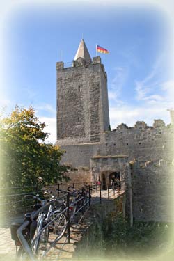 Brücke zur Burg