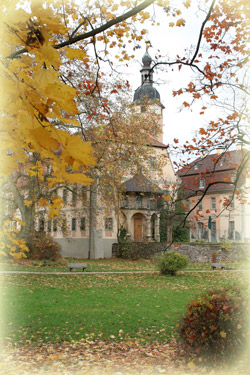 Schloss Machern im Herbst