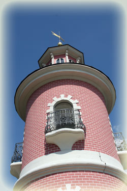 Der Leuchtturm am See