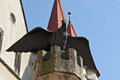 Der Adler wacht am Schlosseingang